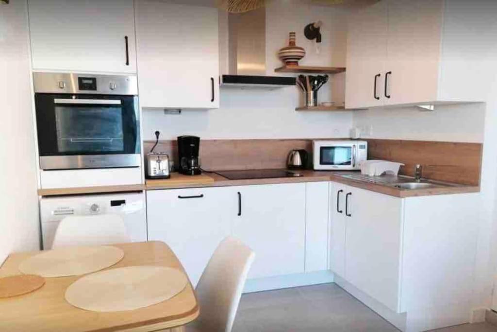 Hébergement de vacances Maisonnette Pour 2 Personnes - Vue - A 100 Metres *